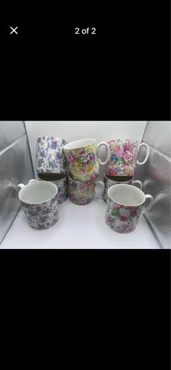 Vintage Mug Set
