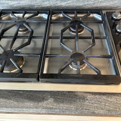 Wolf 30” Gas Cooktop CT30G/S 4 Burner Drop-in Professional Range 