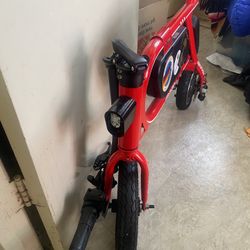 Swagtron SwagCycle Envy Folding E-Bike