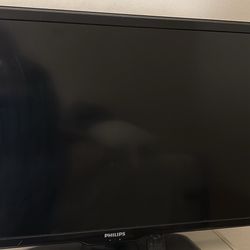 Philips TV With Remote 