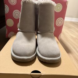 Ugg Girl Bailey Boot