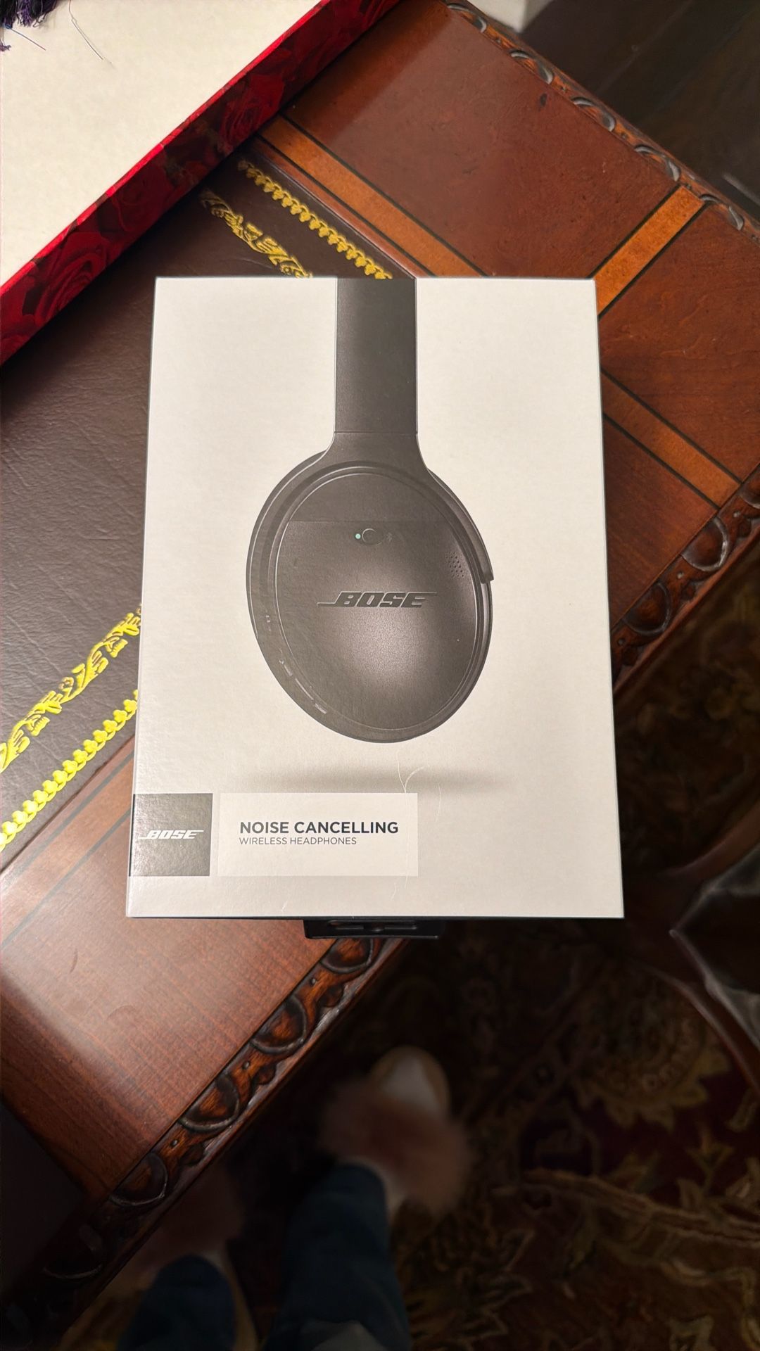 Bose QuietComfort® 35 wireless headphones