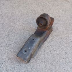 5 Speed Manual Transmission Mount For Rabbit/jetta.