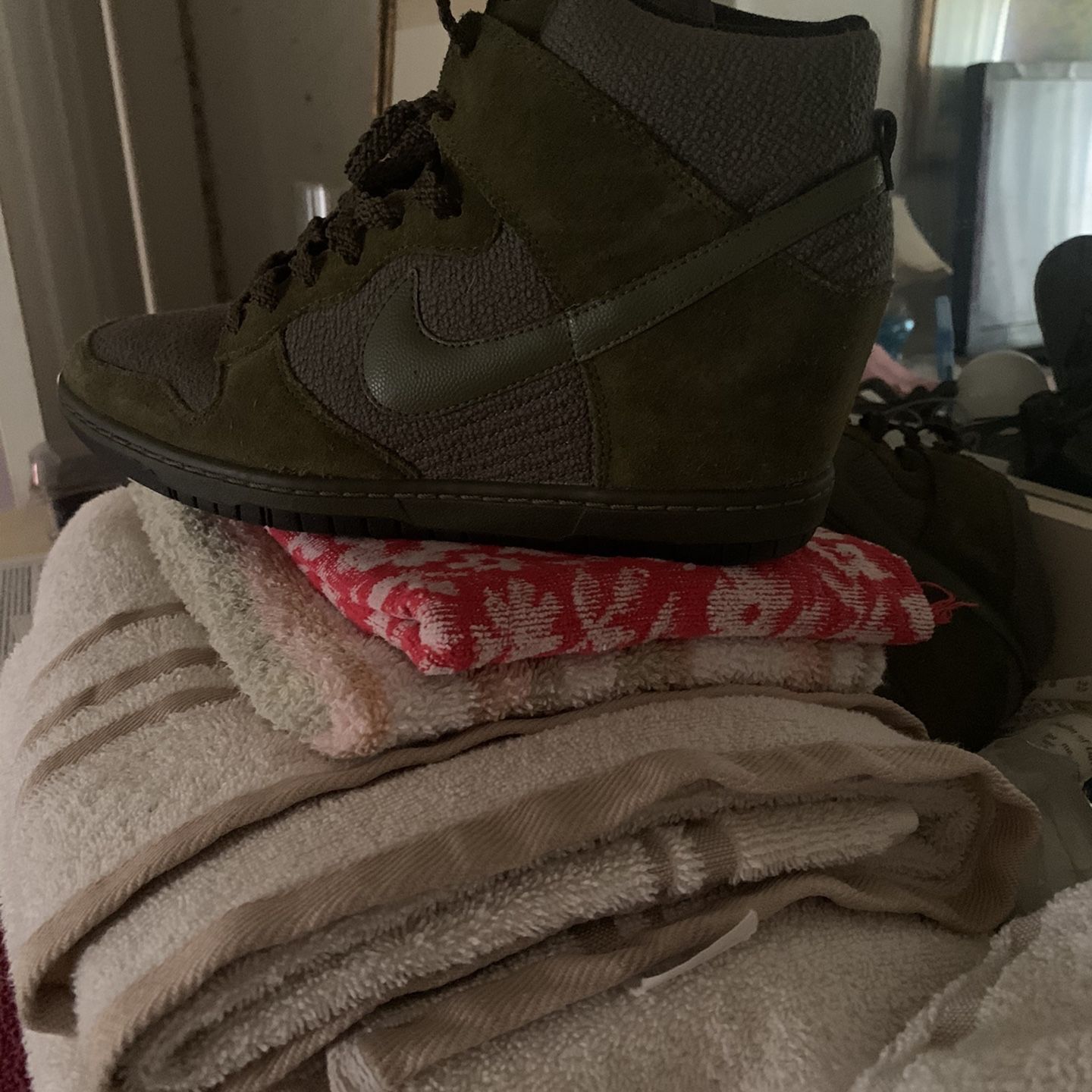 Nike Wedges Size 9