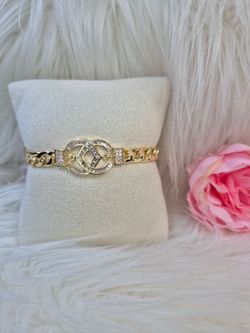 Beautiful Elegant Bracelet 14K Gold Laminated Hypoallergenic Waterproof Non Tarnish Excellent Quality Jewelry  25$