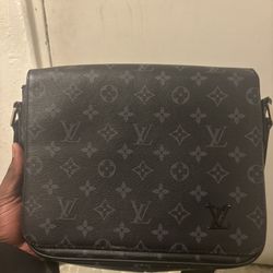 Louis Vuitton Black Monogram Men’s Bag