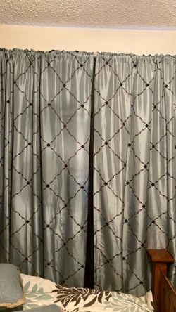 Comforter/Curtains
