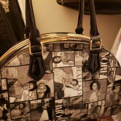 michelle obama purse wallet 