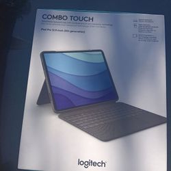 iPad Pro 5th Generation Combo Tech