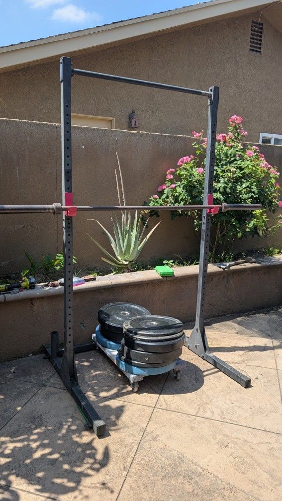Bumper Plates/ Barbell/Rack