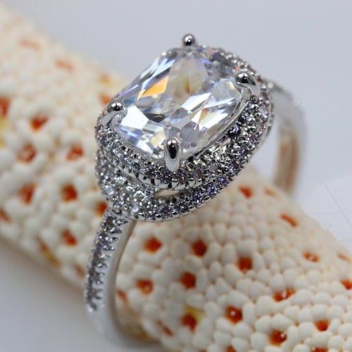 Engagement Ring Sizes:5,6,7,8,9,10