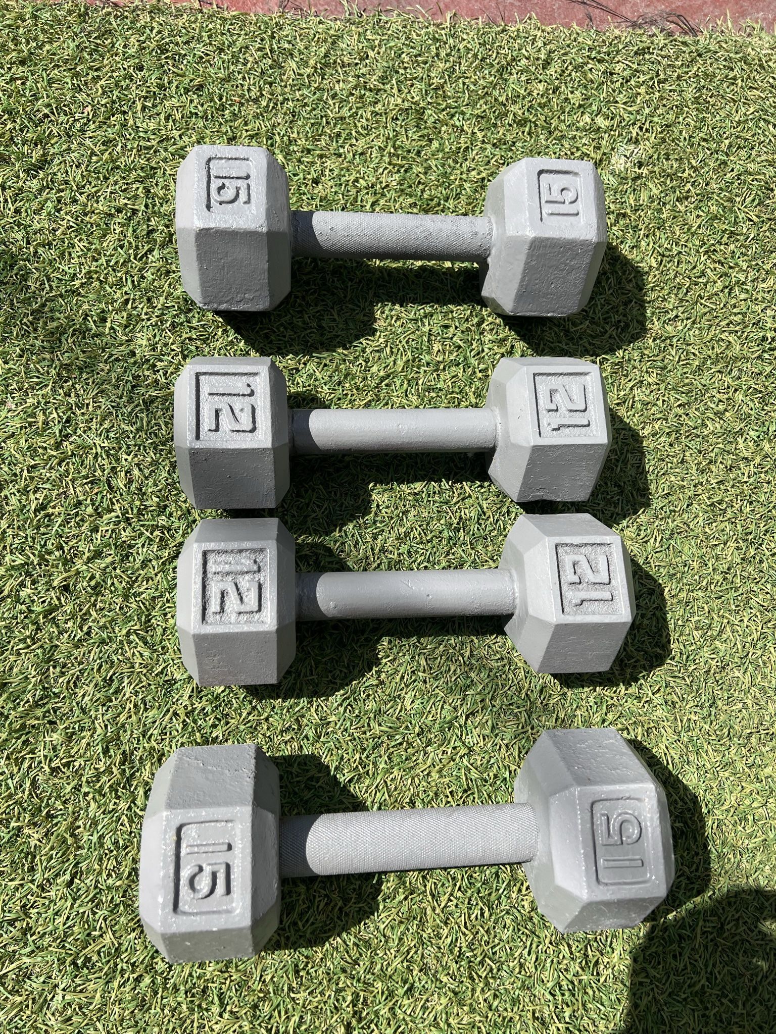 12.lbs 15.lbs Dumbbell Set