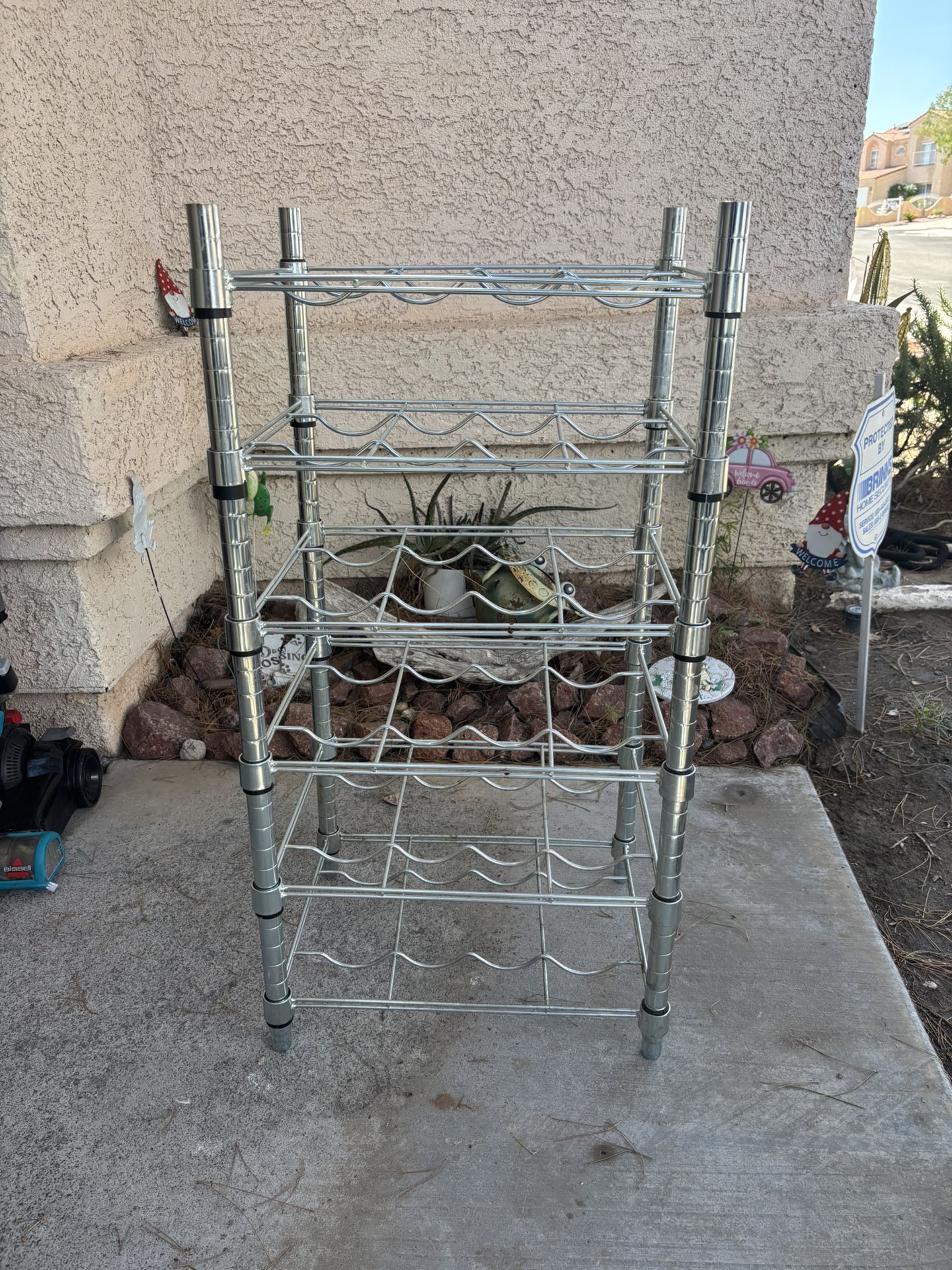 Wine bottle storage rack shelves