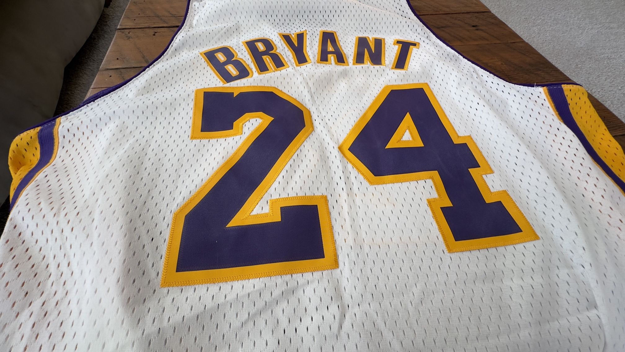 kobe bryant adidas authentic jersey XL