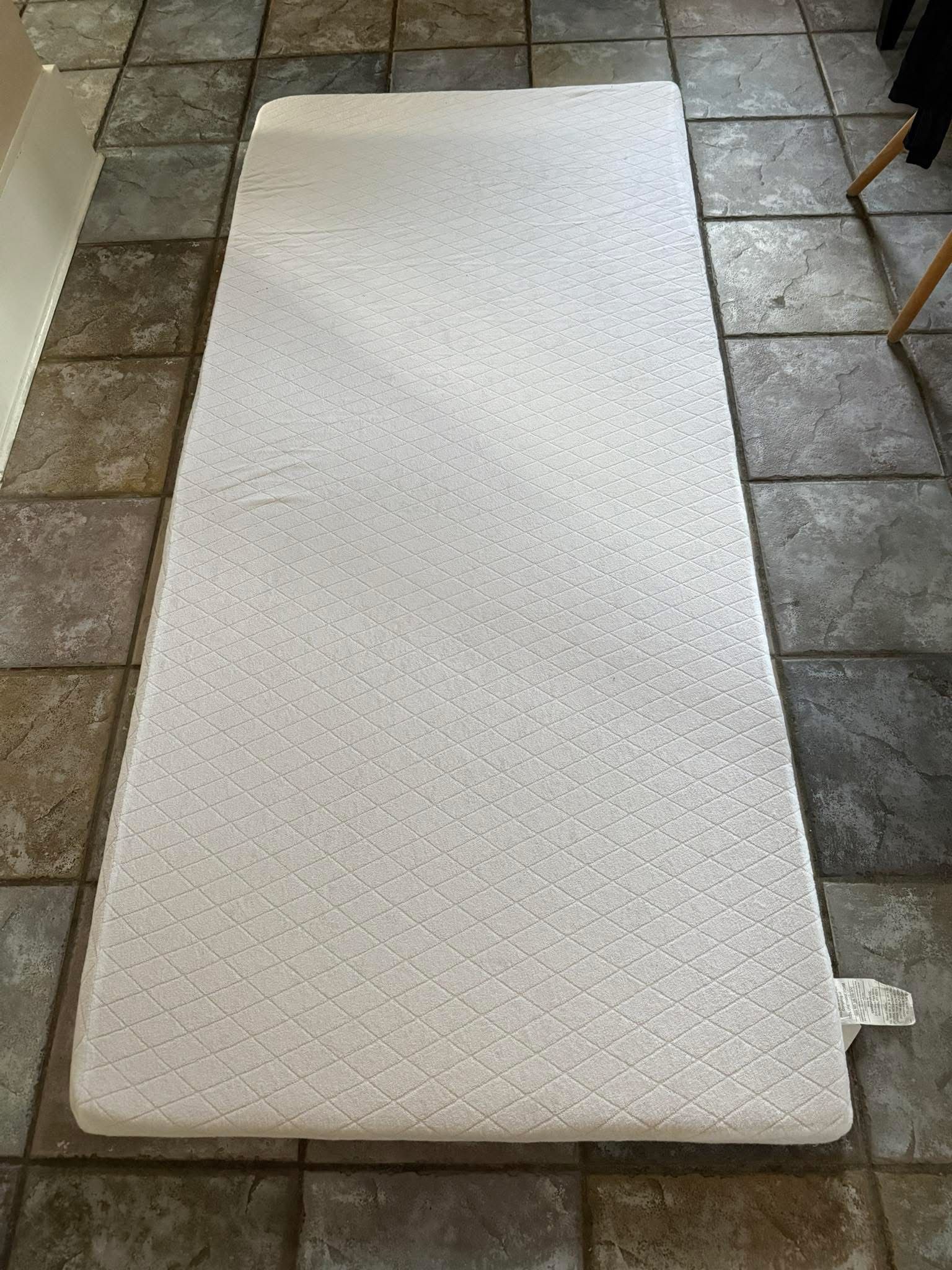 TWIN foam mattress topper