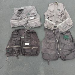Fishing 🎣 Vests $15 Each