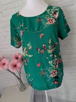 Lily White blouse Junior size M