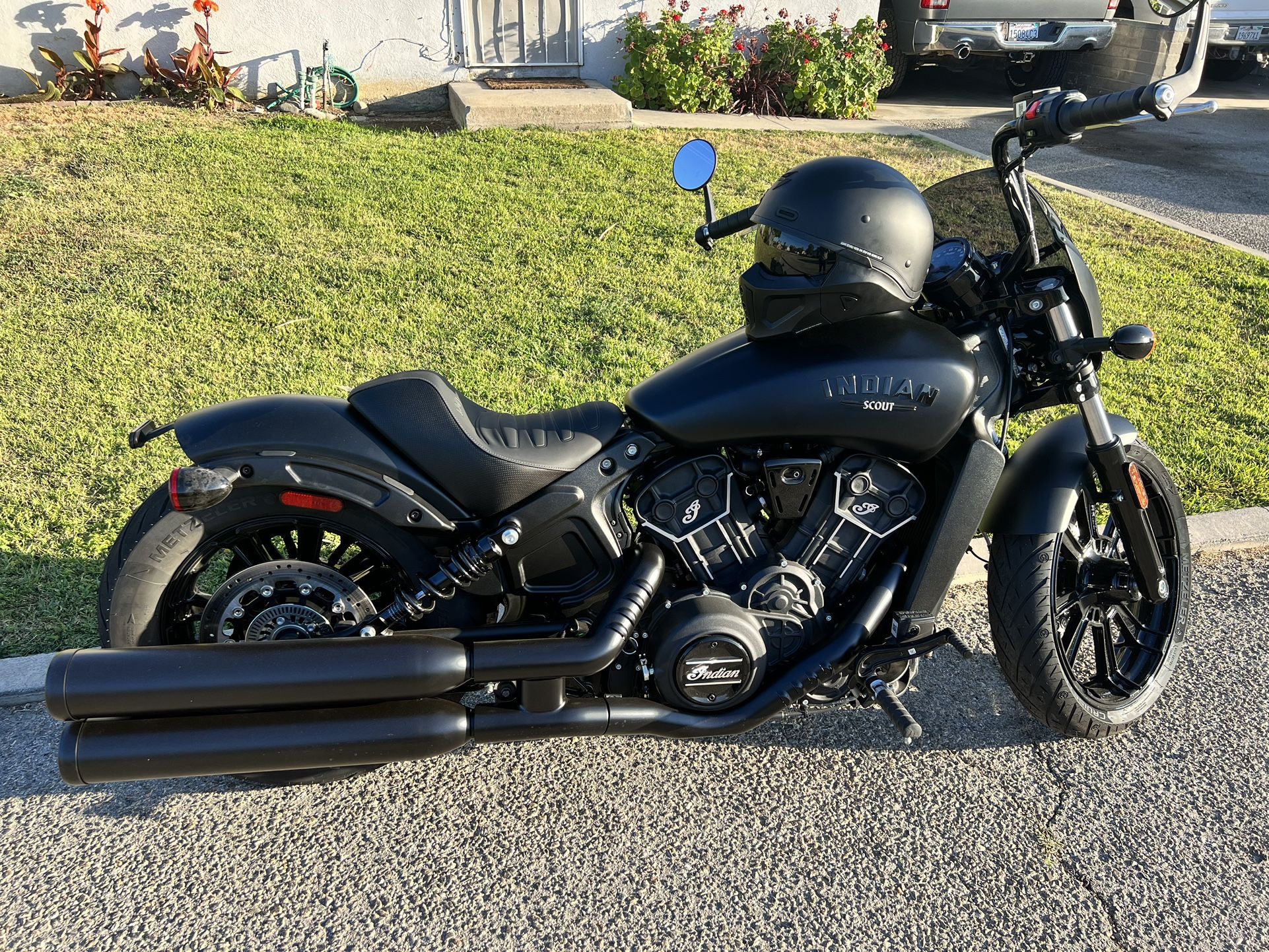 2022 Indian Scout Rogue