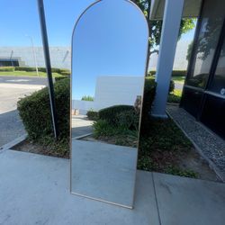 Mirror 70 x 26 Full Length Arch Mirror with Stand 70x26