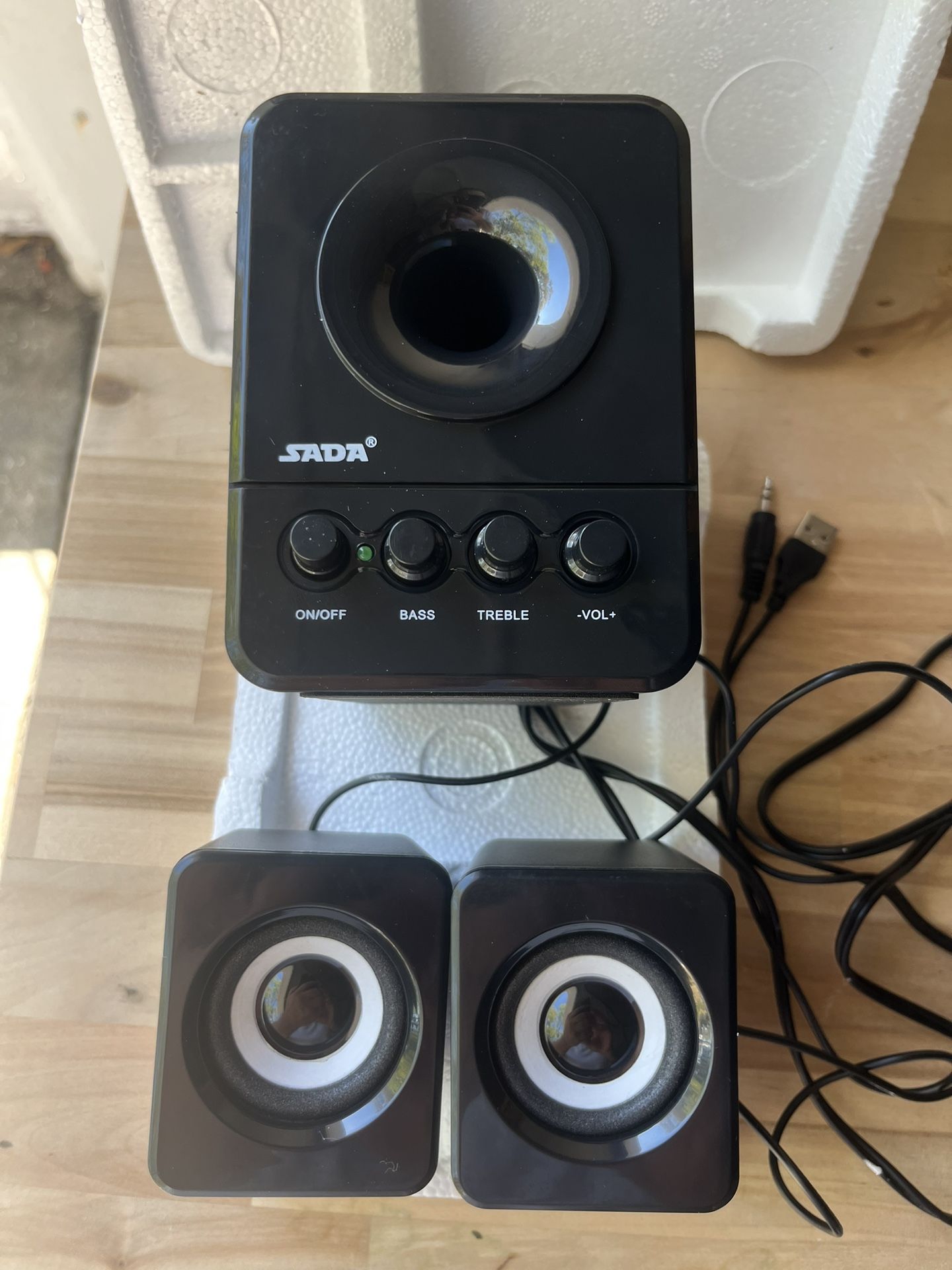 Universal Portable Mini Wired Speaker USB 2.1 Combination Speaker Bass Music Player Subwoofer for Phone Laptop PC Stereo Computer TV Black