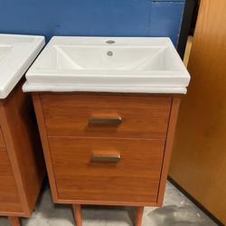 20” Brown Solid Wood Bathroom Vanity with Ceramic Top (V36)