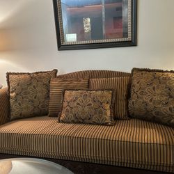OneSet Brown Sofas
