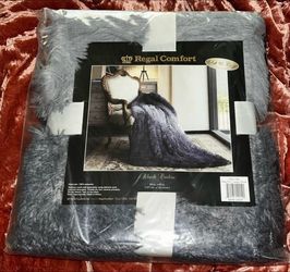 Royal comfort blanket