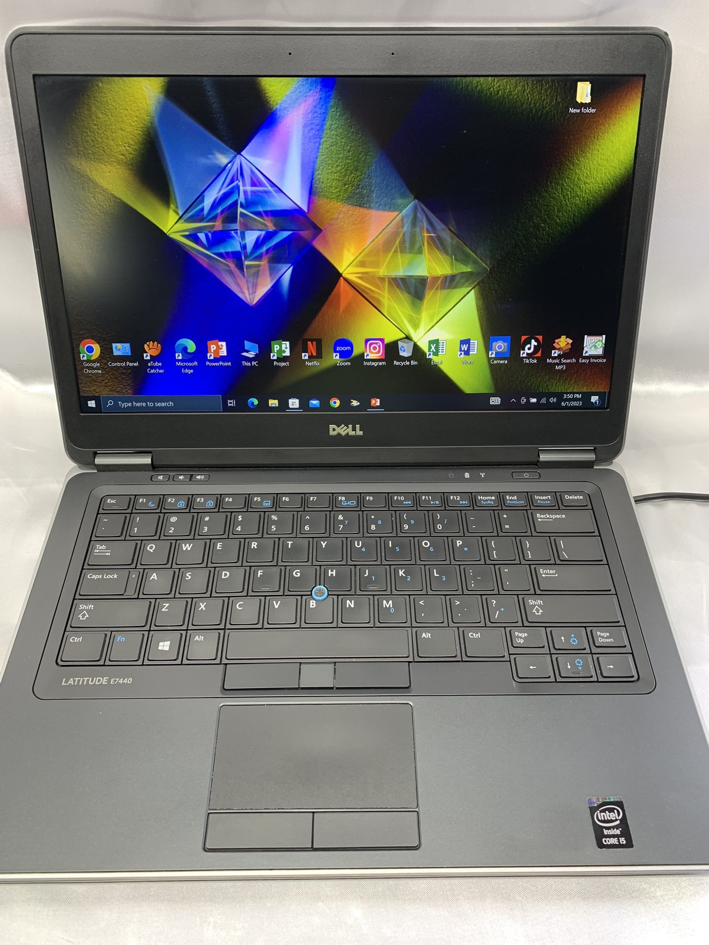 i5..i5…i5… DELL LATITUDE E-7440…8 GENERATION . build On 06/13/2021.. 128.0 GB SSD ( Capacity ) ..8.0 GB RAM .READY TO USED