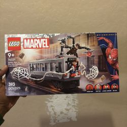 LEGO Marvel Spider-Man vs. Doc Ock Subway Train Scene 