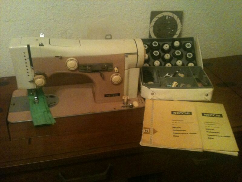Sewing machine Necchi Julia 534 in Stradivaro cabinet