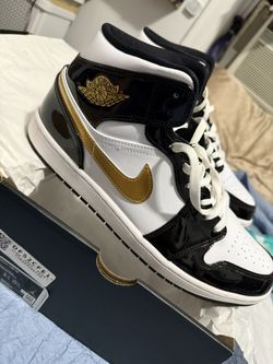Air Jordan 1 Mid Patent SE 'Black Gold' Size 13 