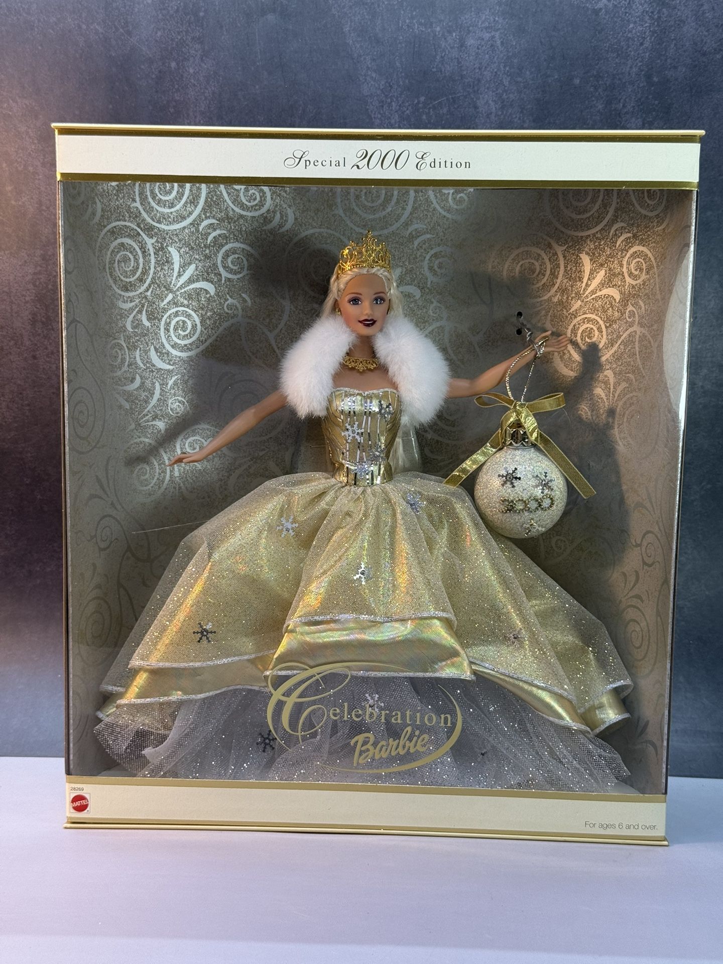 2000 Celebration Barbie Doll Special Edition 28269 Christmas Holiday Mattel.