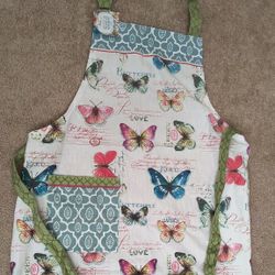  Apron With Pocket 