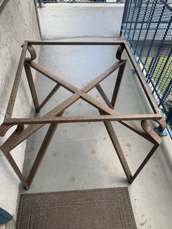 Dining  Cristal dining table (for 4 chairs)