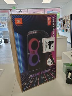 JBL - PartyBox Club 120 Portable Wireless Party Speaker and Wireless Mic Bundle (Opened Box) Black