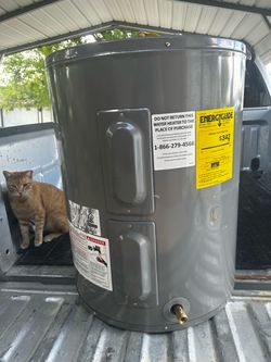 New small dents 38 gallons electric $325 Lowboy