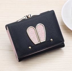 Best gift for women wallet +brooch