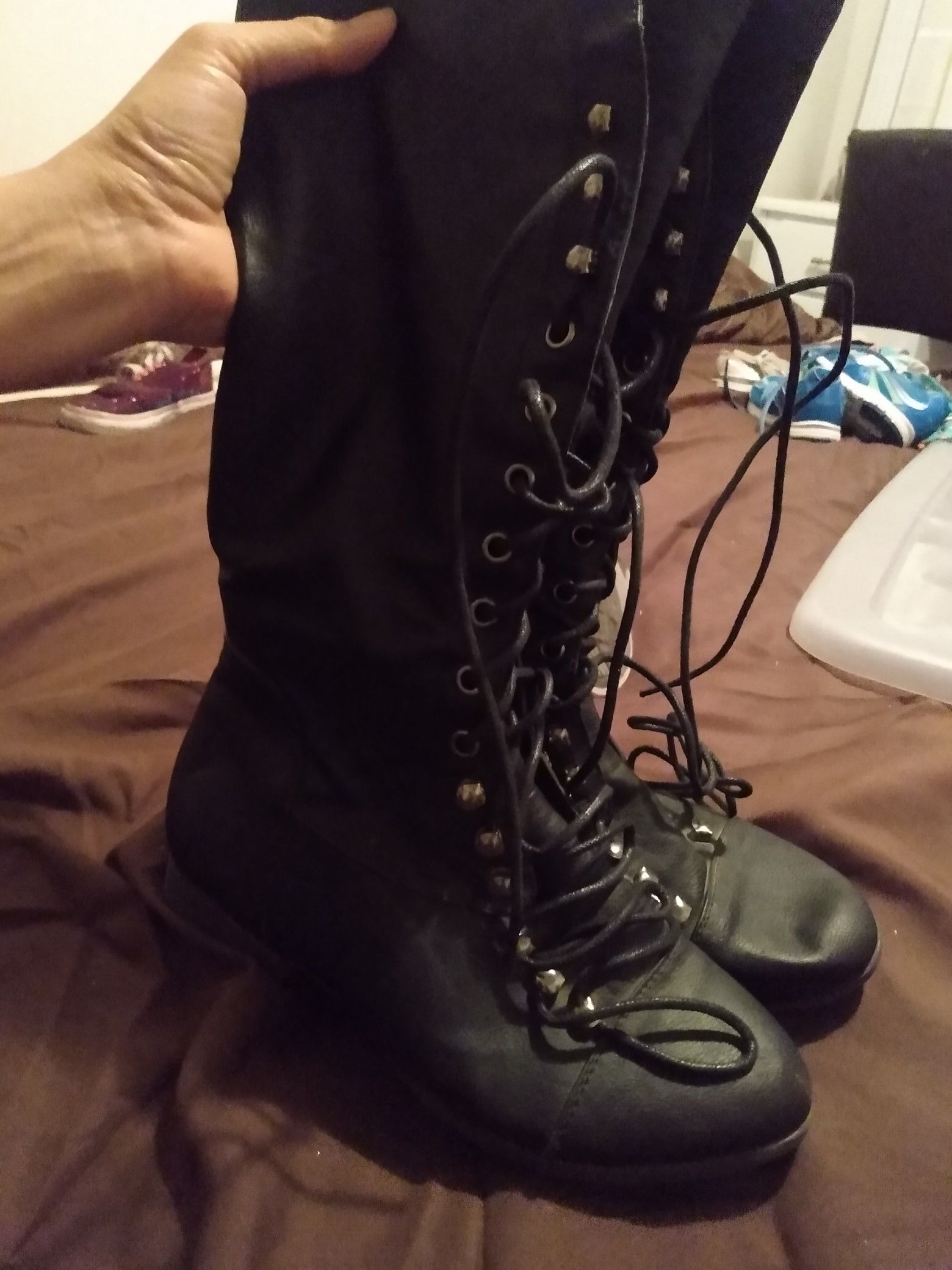 Girl boots