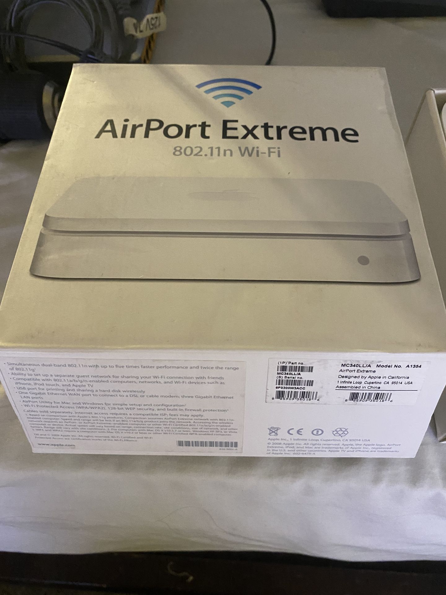 Apple AirPort Extreme router