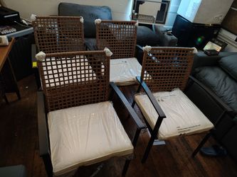 Set of 4 Wicker Dining Chairs with Cushions