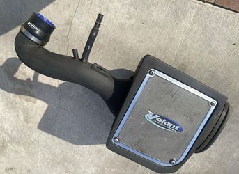 Nissan Titan volant intake 