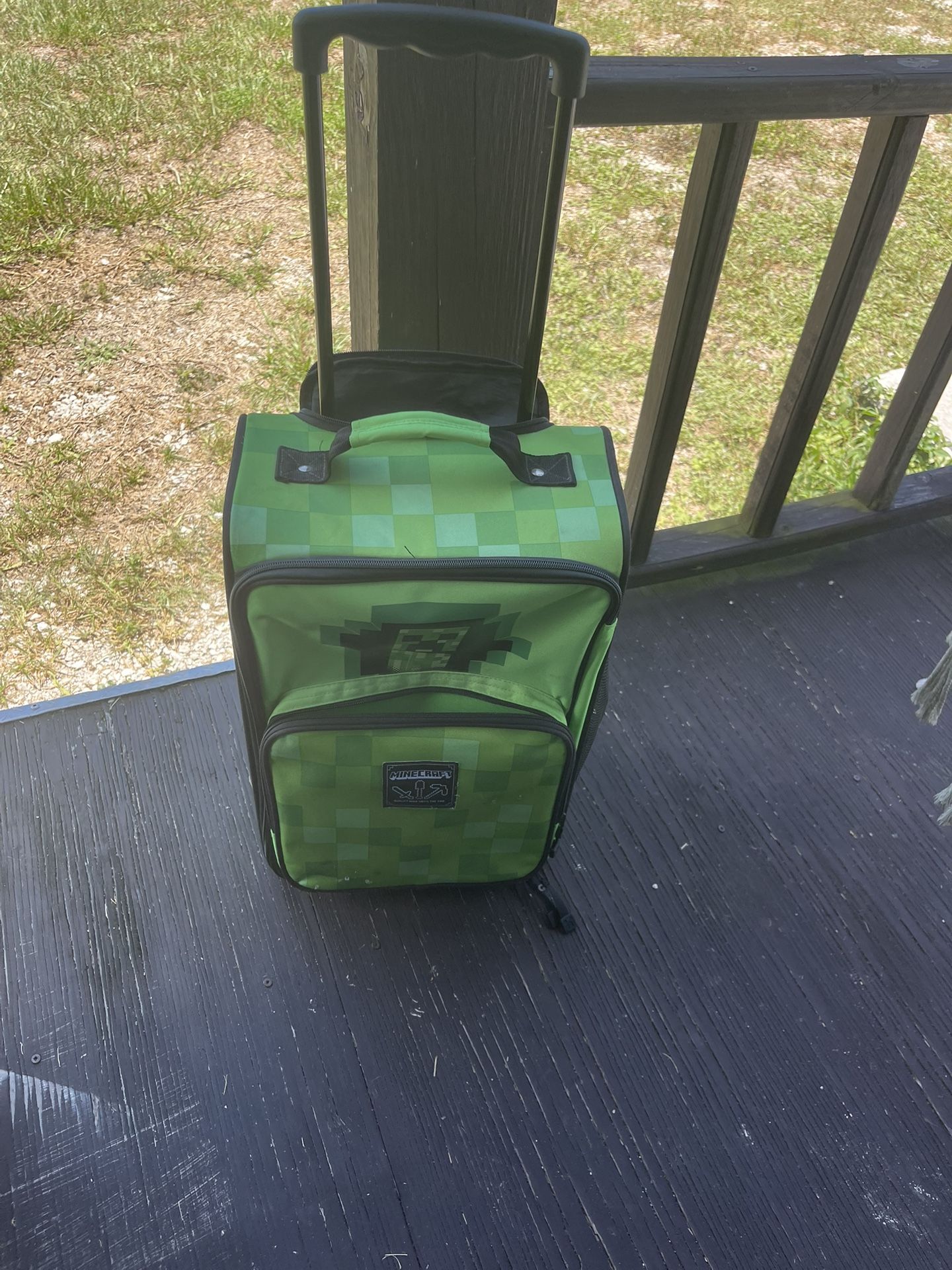 Min craft Kid Rolling Luggage Works Great Just Has Some Fabric Damage On Front As Shown In Pics