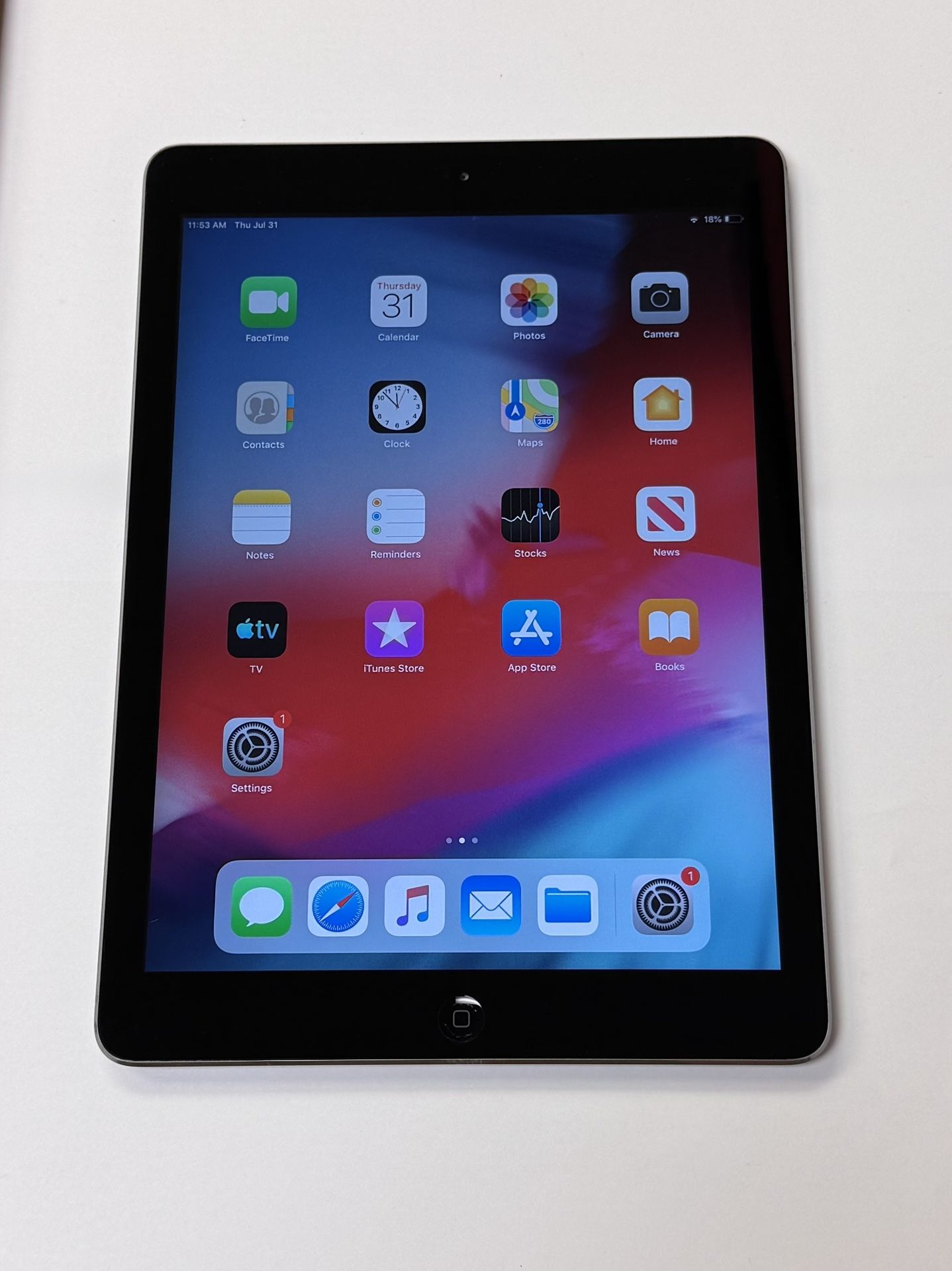 Apple iPad Air 1 1st Gen 32GB 9.7” Space Gray Tablet