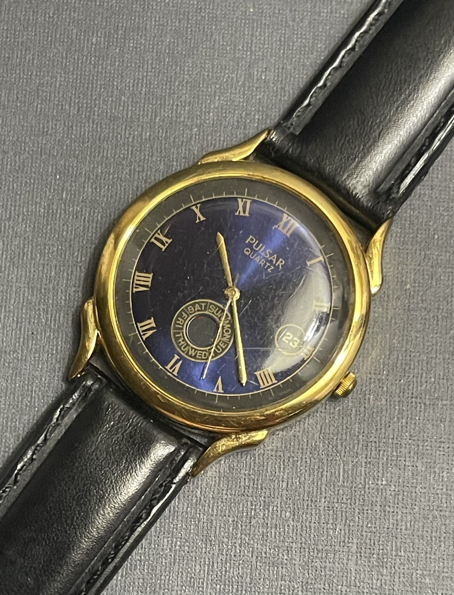🔴 mens dress watch PULSAR by SEIKO.
