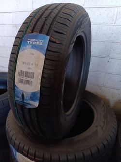 New Set of tires 185 65 15 NOKIAN