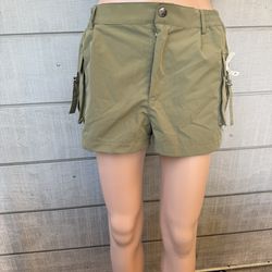 Women’s Love Tree Cargo Shorts With Adjustable Pocket Size Medium