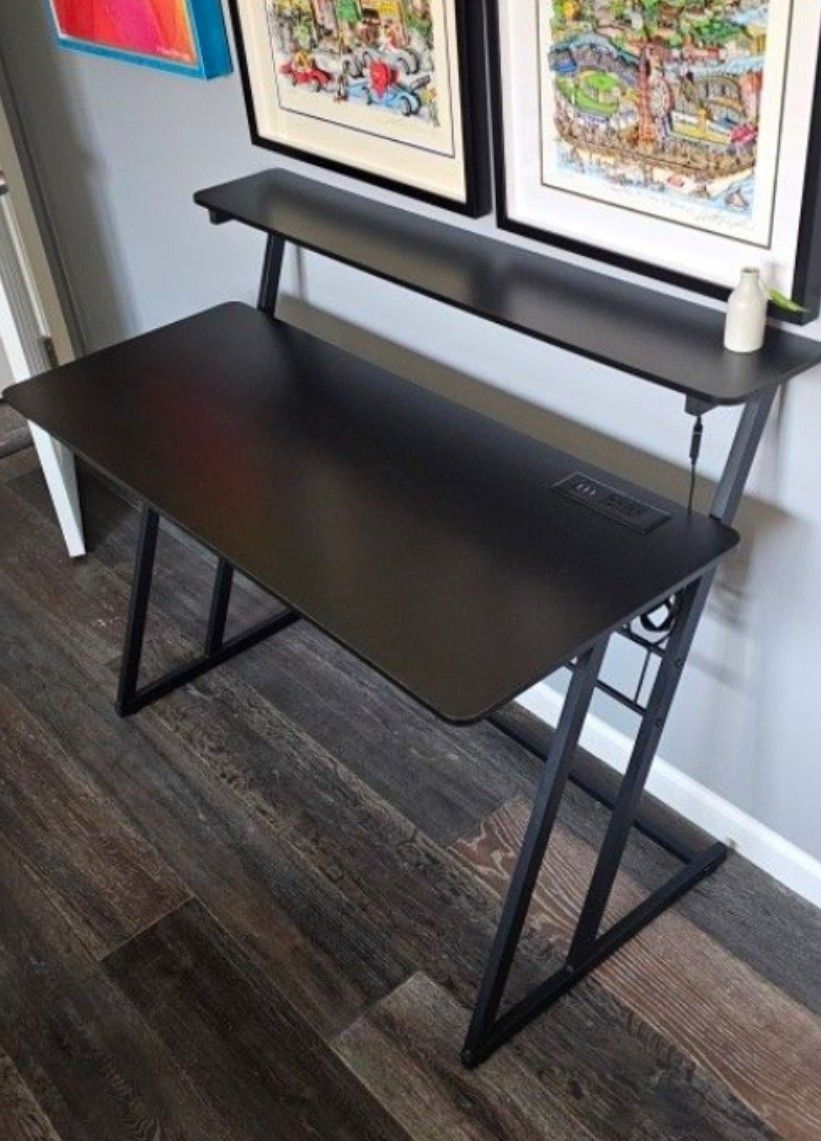 Black Office Desk With USB And Light