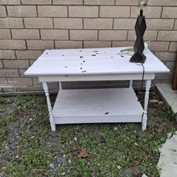 FREE FREE FREE TABLE