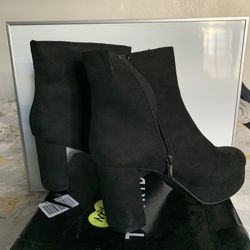 Torrid - Platform Bootie - Black - Size 9.5 