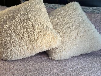 (2)Dior Chateau White Faux Fur Square Throw Pillow 18x18 Textured Plush
